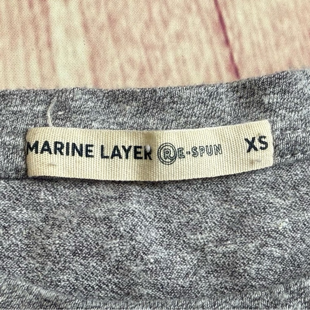 💵Marine Layer Heather Gray 1970 Tee Size XSmall - Picture 6 of 9